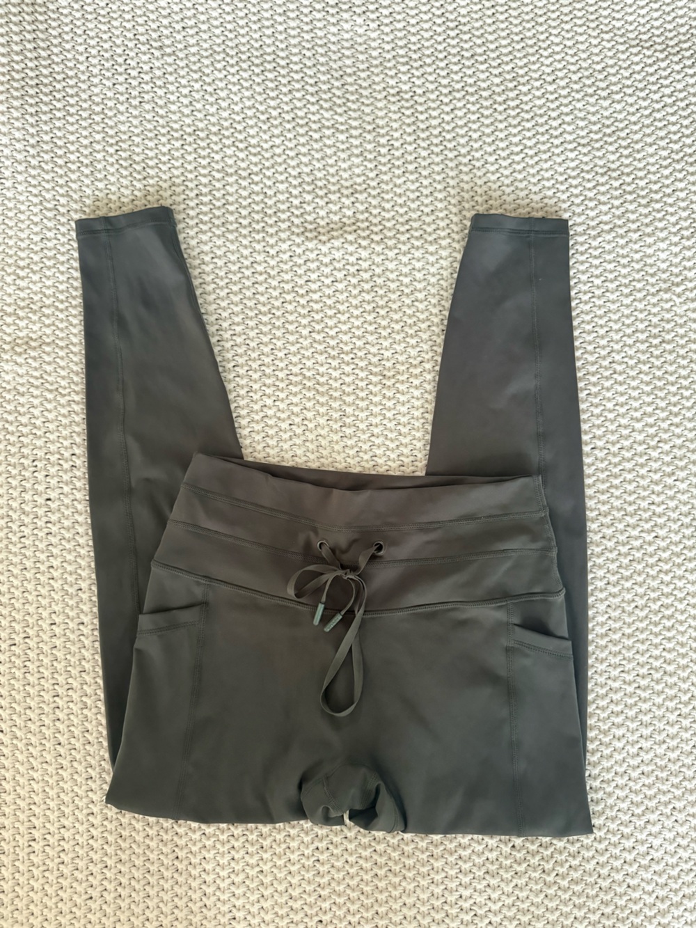 nwot POPFLEX High Rise Tie Waist Leggings - Olive Green